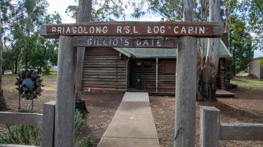 Briagolong Rsl Log Cabin