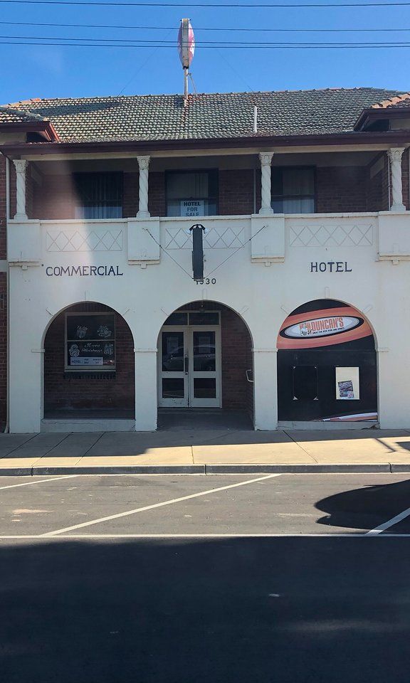 Commercial Hotel