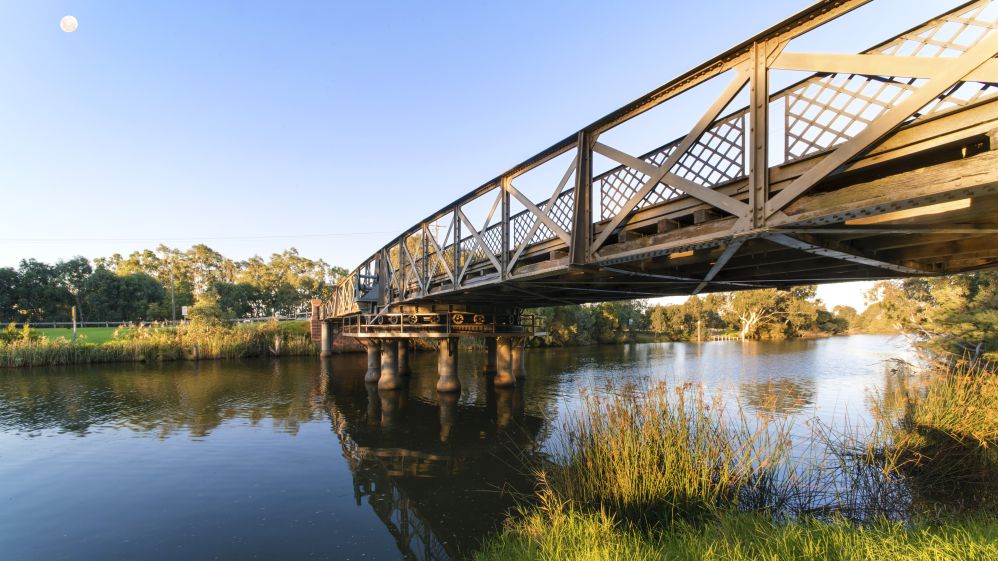 Sale Swing Bridge 005